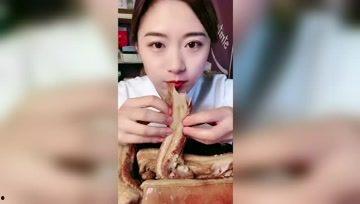 娱乐吃瓜酱女生见网友